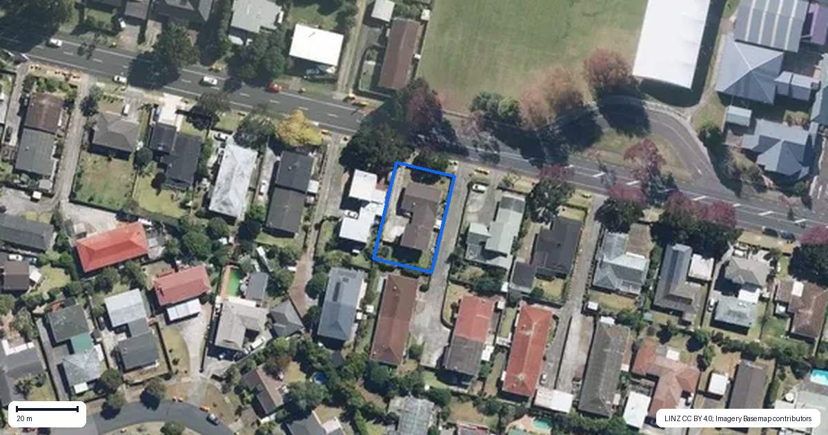 Property context map for 2/23 Butley Drive, Farm Cove, Auckland
