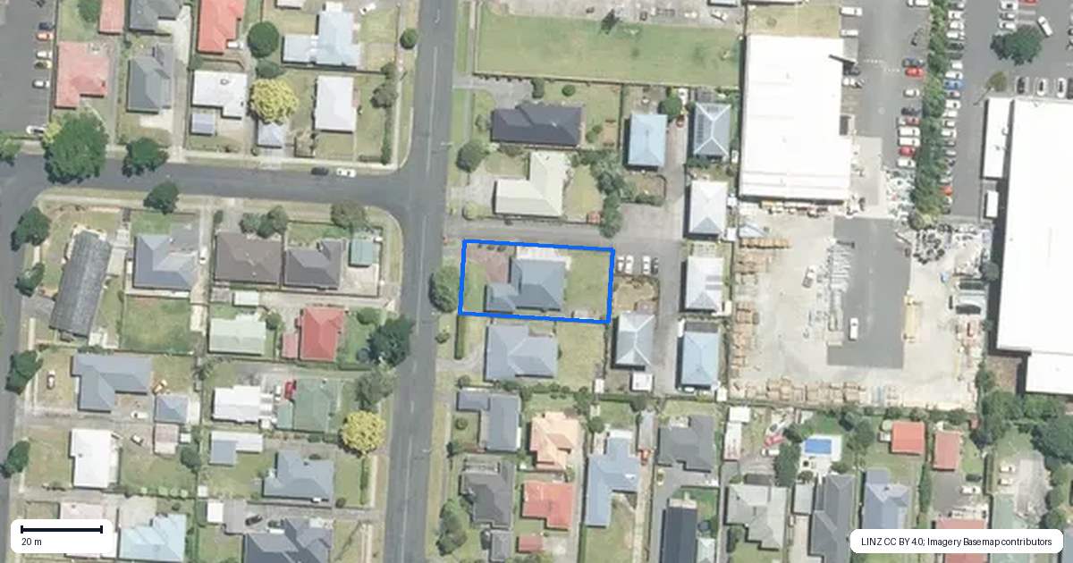 Property context map for 32 Wellington Street, Pukekohe