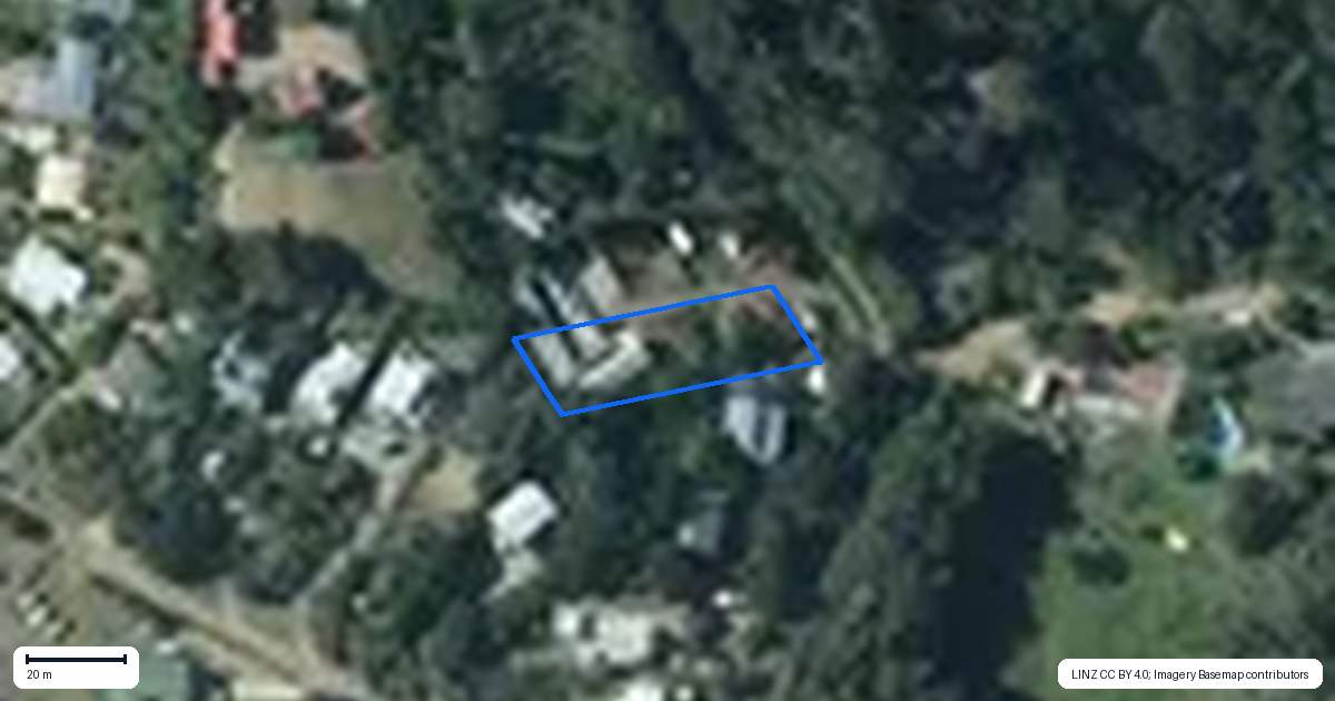 Property context map for 127 Wilma Road, Surfdale, Waiheke Island