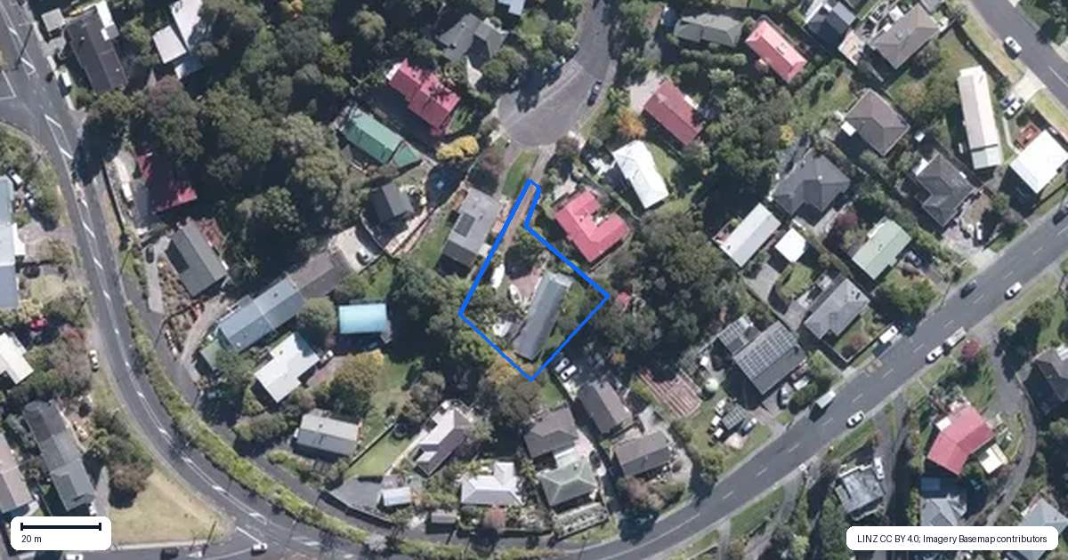 Property context map for 14 Emery Grove, Bayview, Auckland