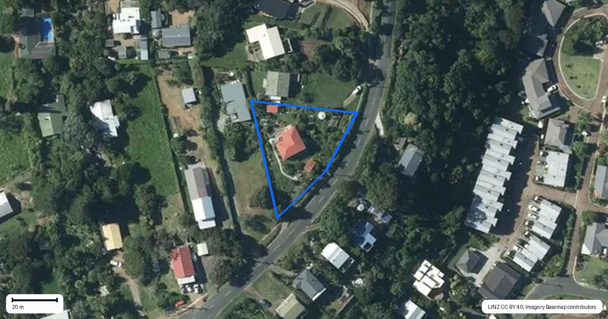 Property context map for 60 Ostend Road, Ostend, Waiheke Island