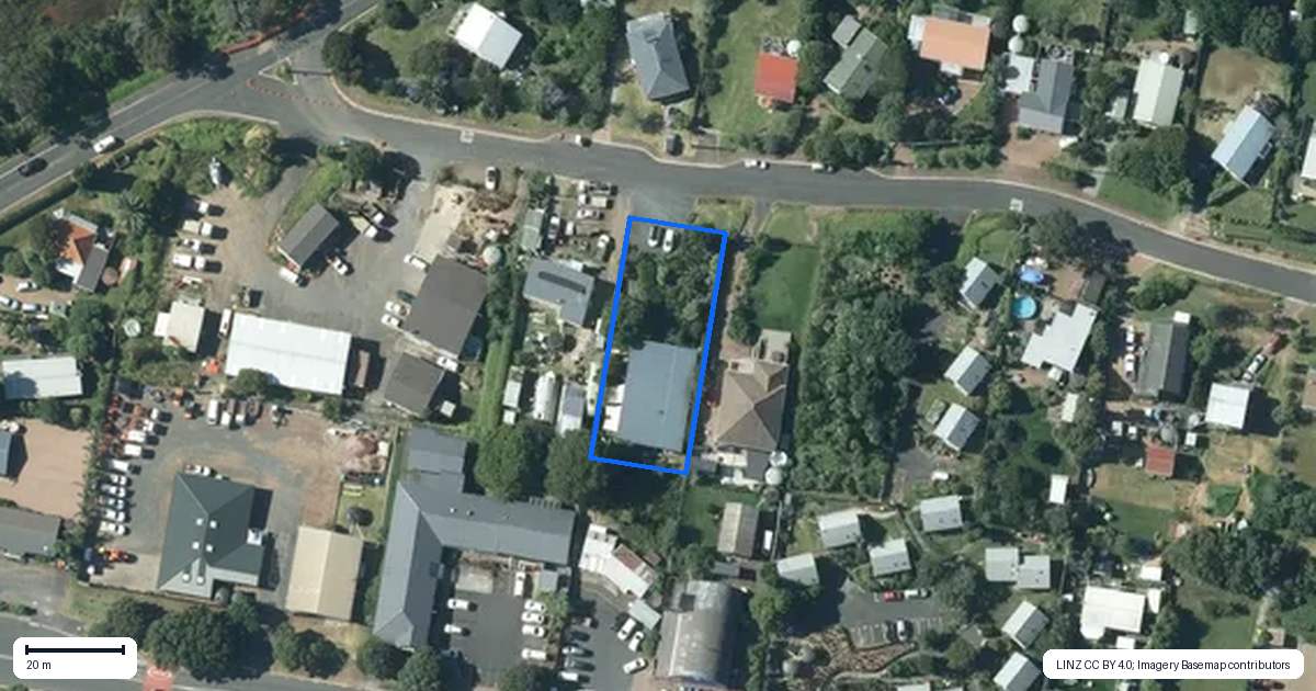 Property context map for 11 Waitai Road, Ostend, Waiheke Island