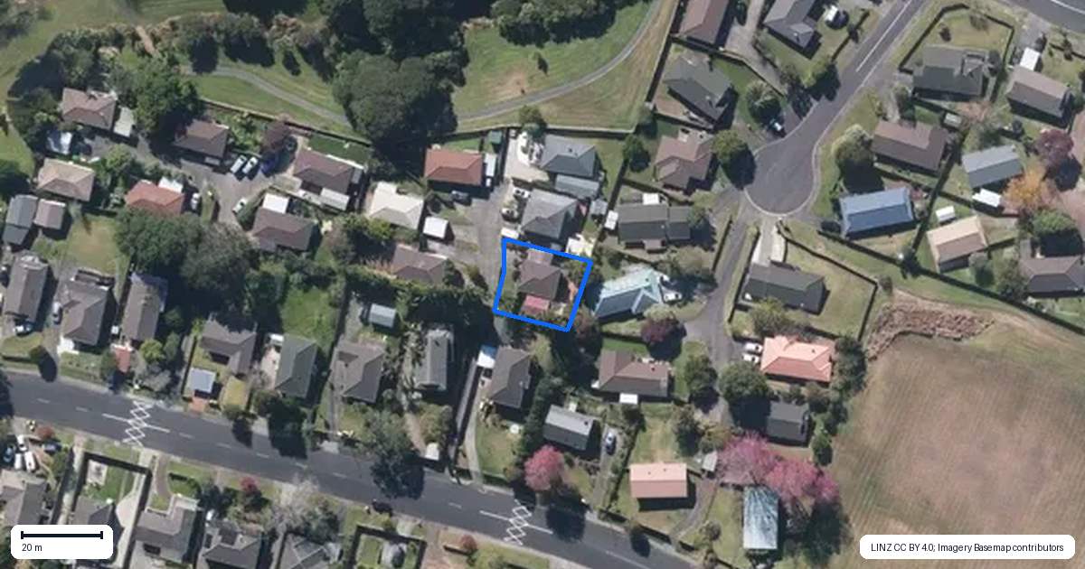 Property context map for 76 Gallony Avenue, Massey, Auckland