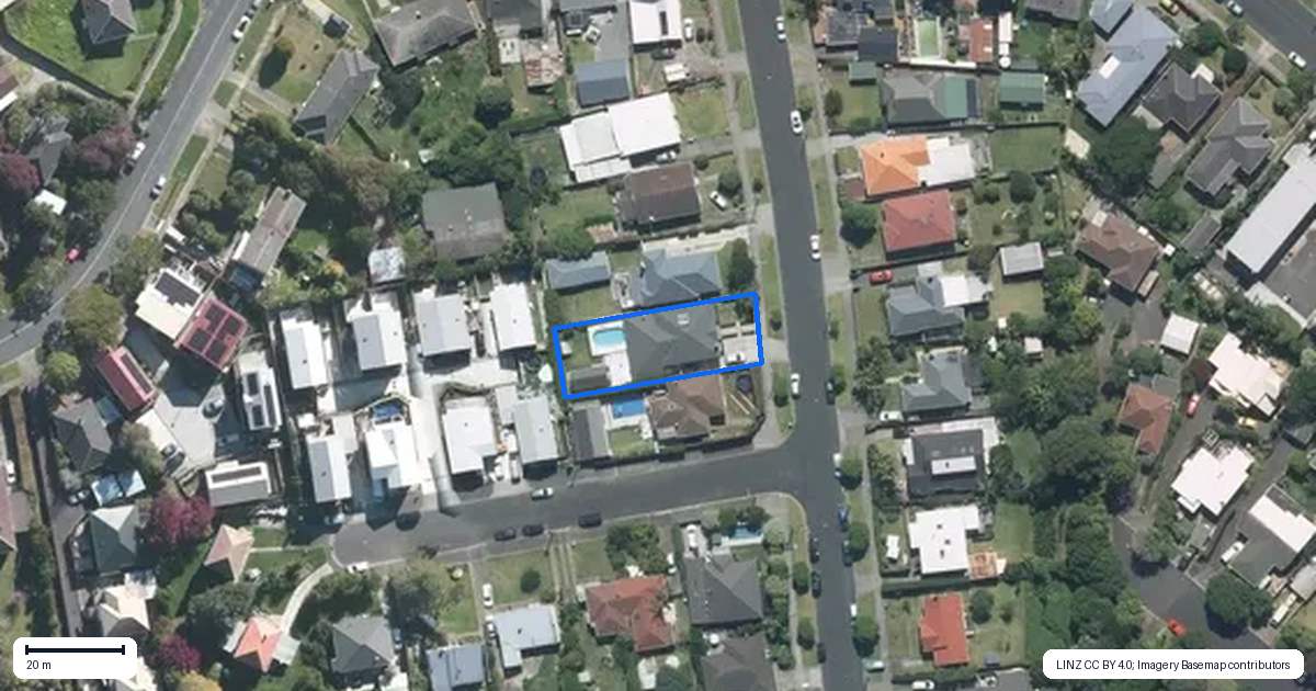 Property context map for 22 Parkdale Road, Mount Albert, Auckland