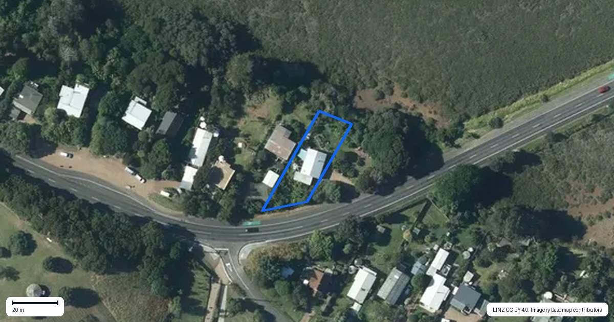 Property context map for 41 Causeway Road, Surfdale, Waiheke Island