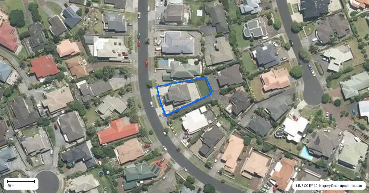Property context map for 28 Ribbonwood Crescent, Goodwood Heights, Auckland