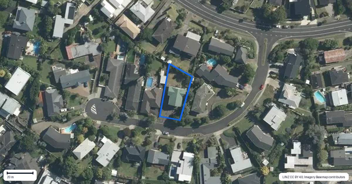 Property context map for 7 The Anchorage, Sunnyhills, Auckland