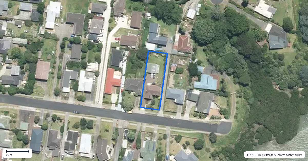 Property context map for 36 Estuary Road, Weymouth, Auckland