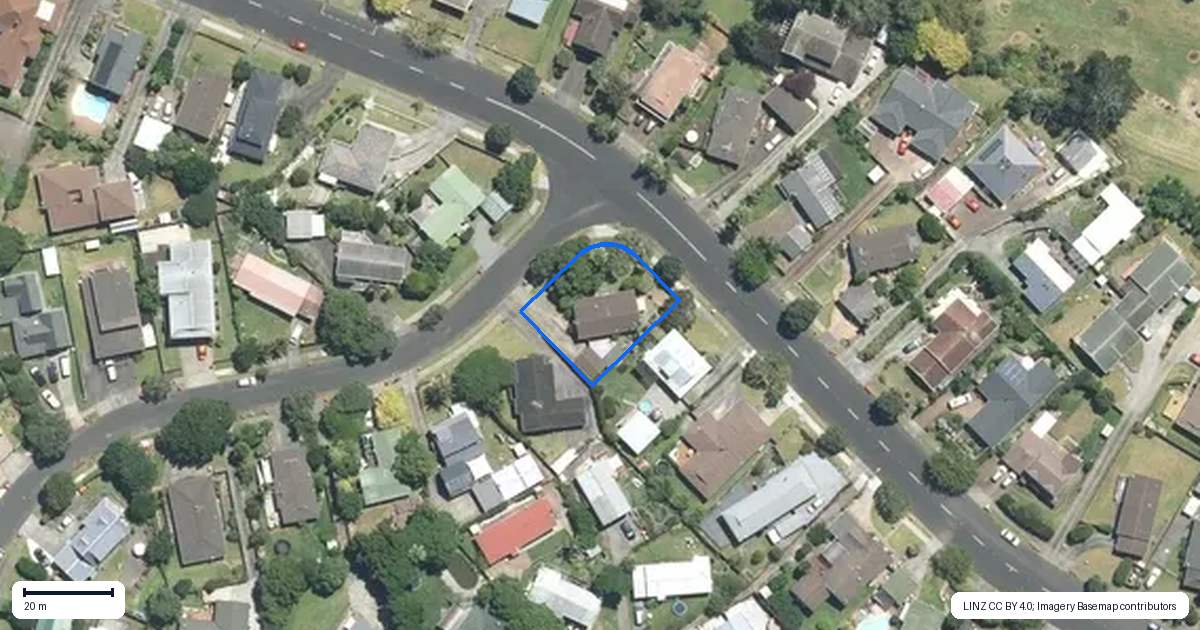 Property context map for 166 Carnoustie Drive, Wattle Downs, Auckland