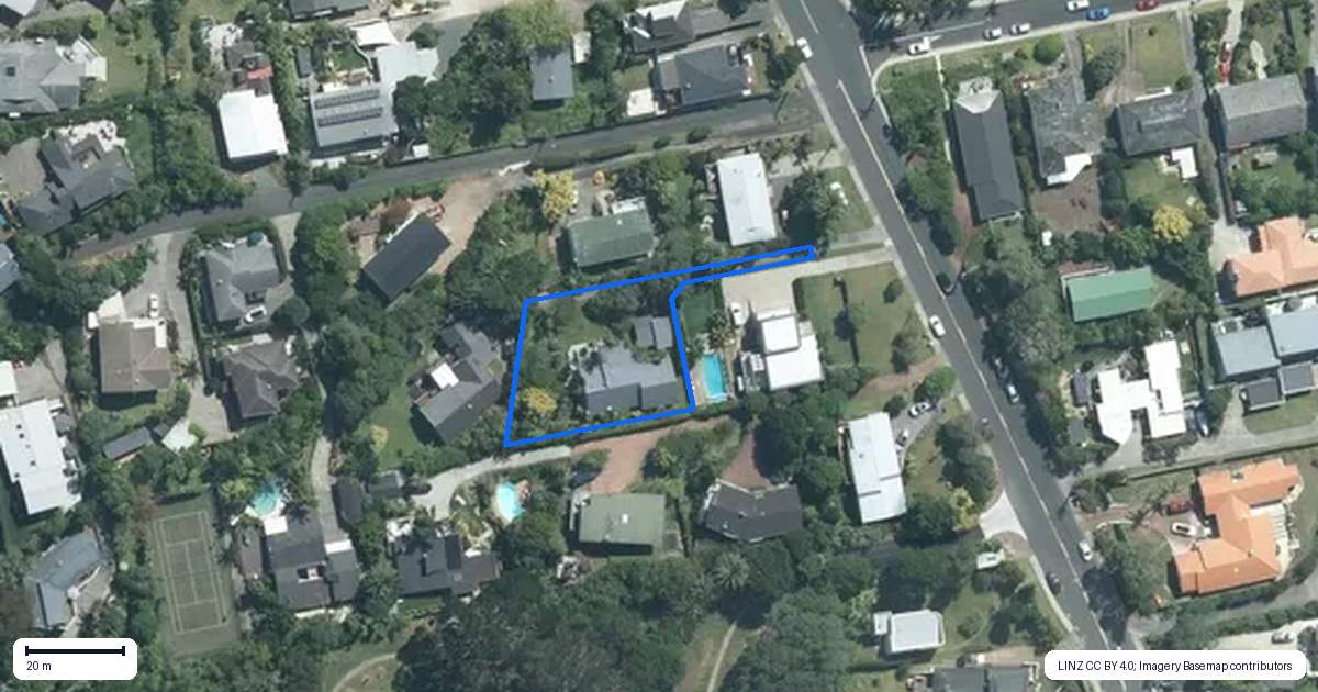 Property context map for 194 Beach Road, Campbells Bay, Auckland