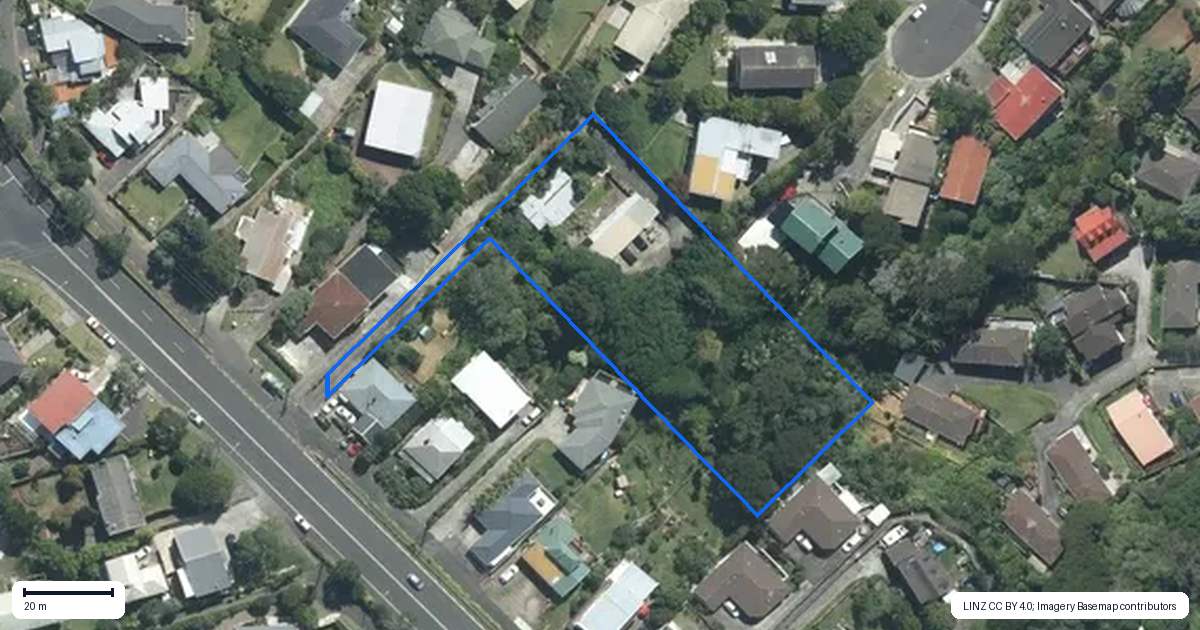 Property context map for 323 Glenfield Road, Glenfield, Auckland