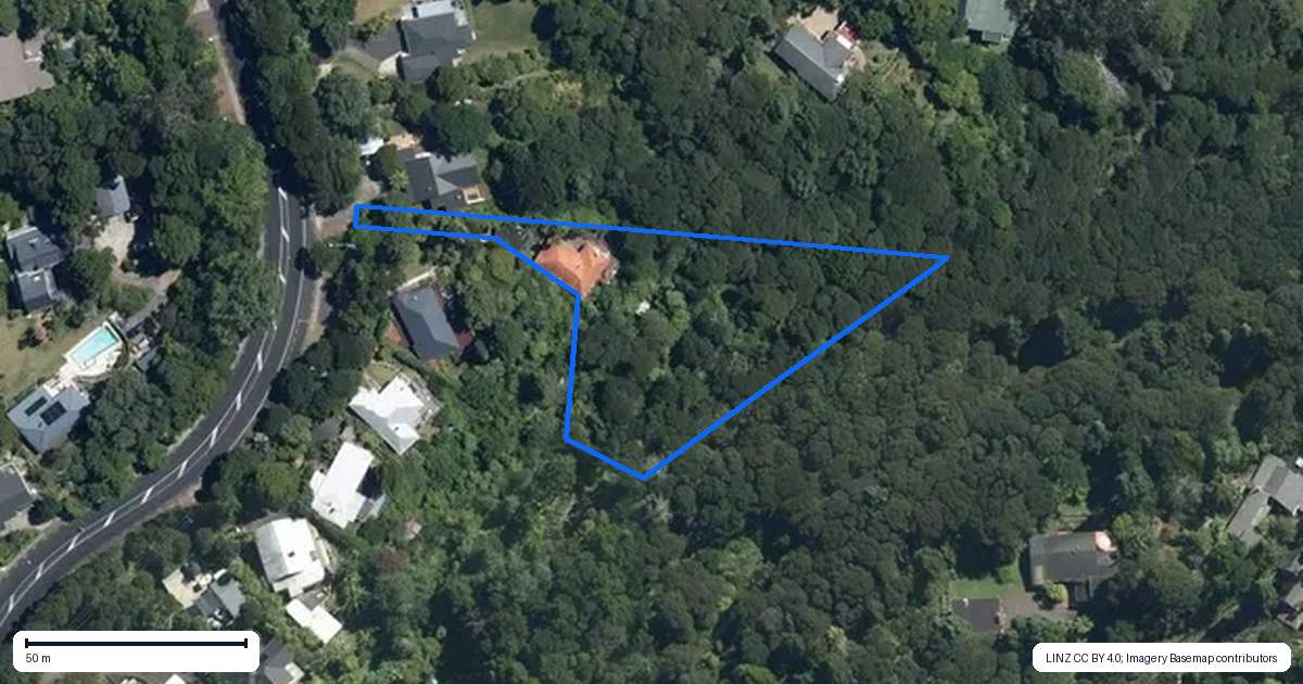 Property context map for 326 Titirangi Road, Titirangi, Auckland