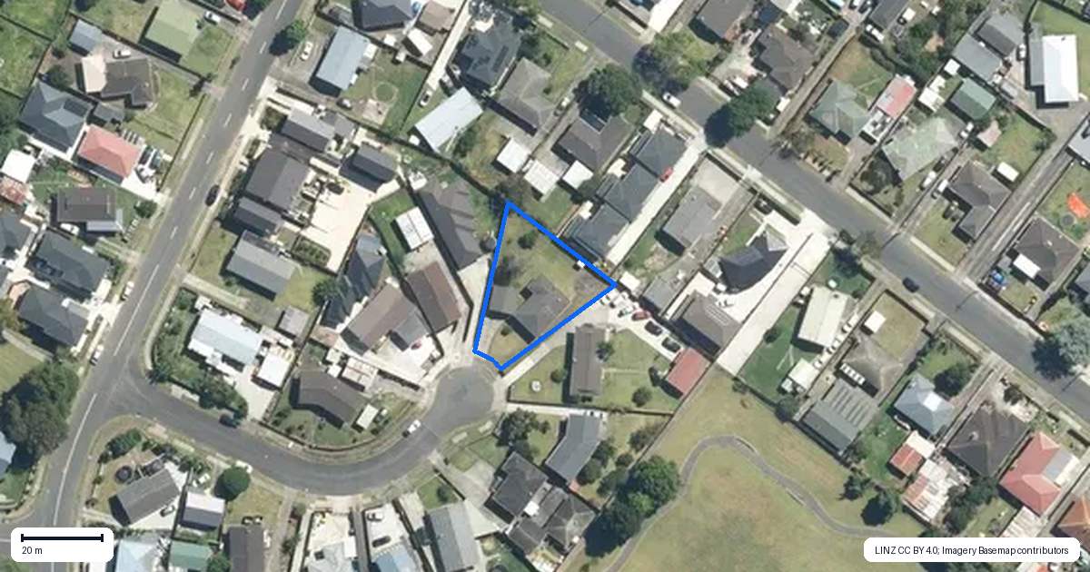 Property context map for 10 Tiari Place, Mangere East, Auckland