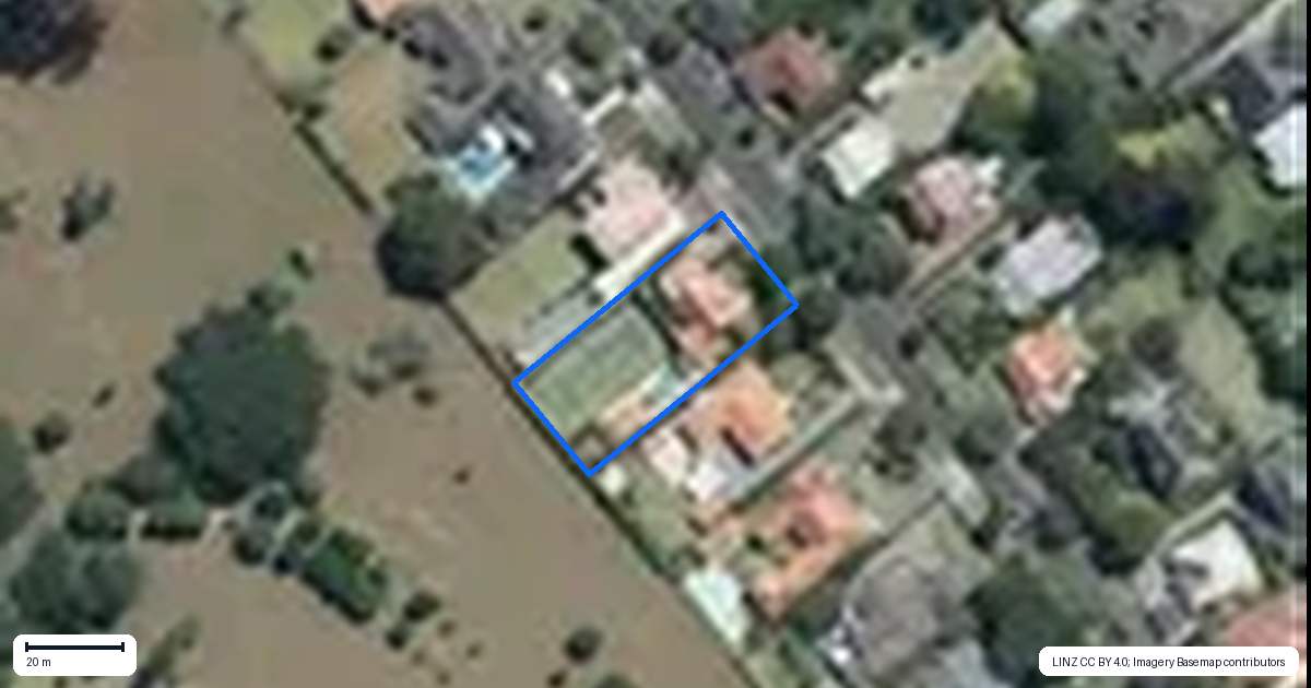 Property context map for 13 Maungakiekie Avenue, Greenlane, Auckland