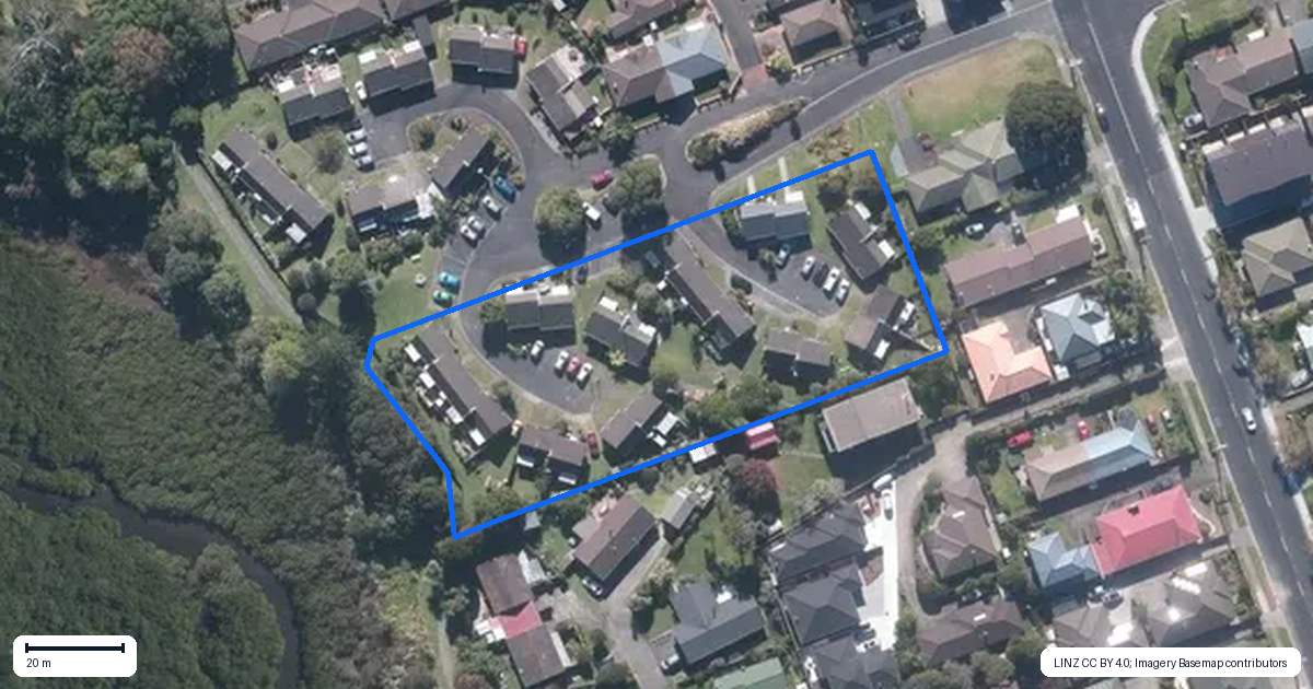 Property context map for 8 Fantail Court, Orewa