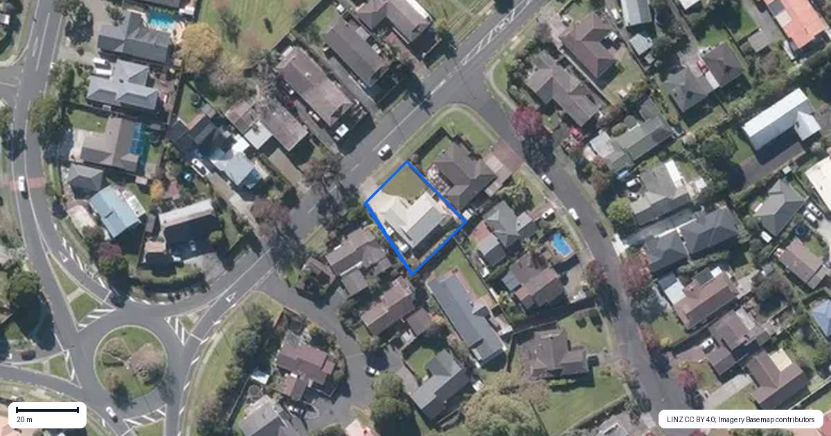 Property context map for 20 Fortunes Road, Half Moon Bay, Auckland