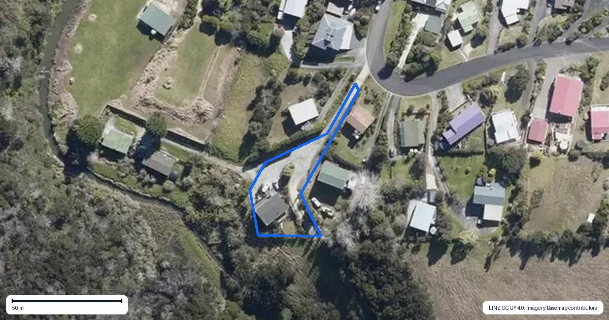 Property context map for 19 Seaview Road, Cable Bay