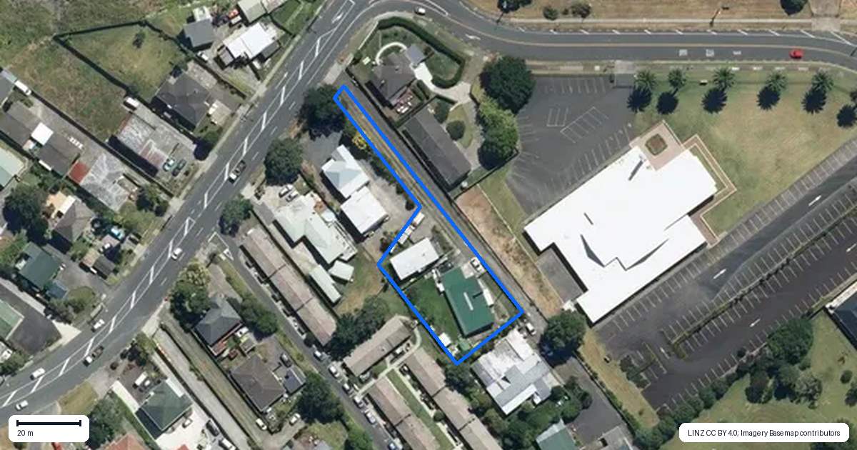 Property context map for 2/40C West Coast Road, Glen Eden, Auckland