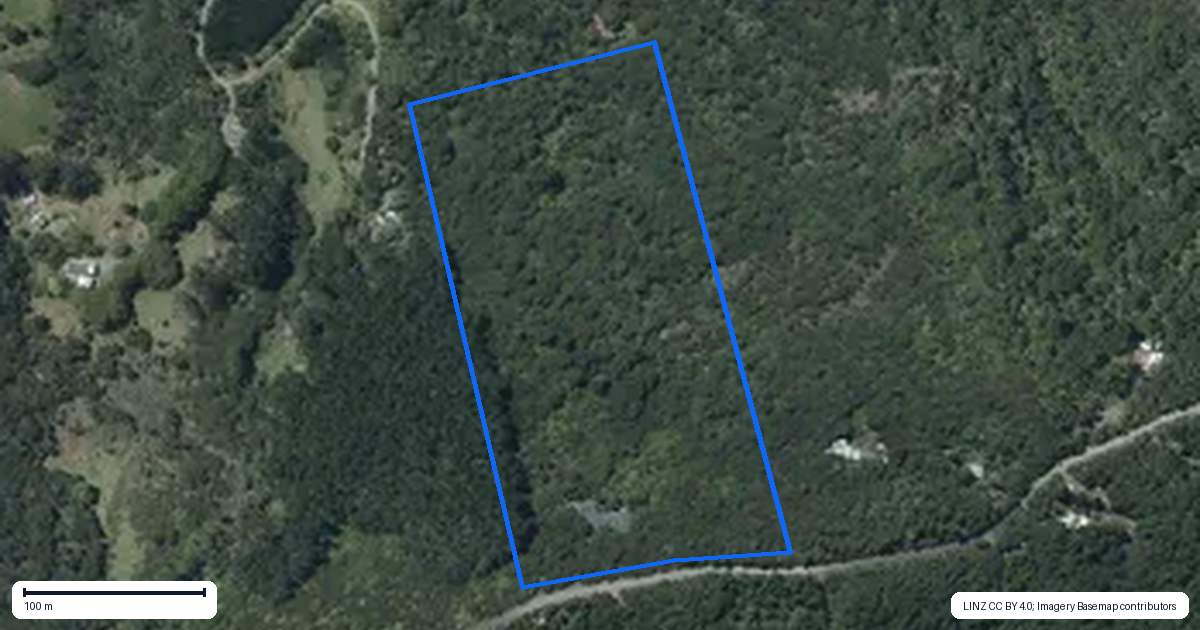 Property context map for 19 Te Aute Ridge Road, Waitakere, Auckland