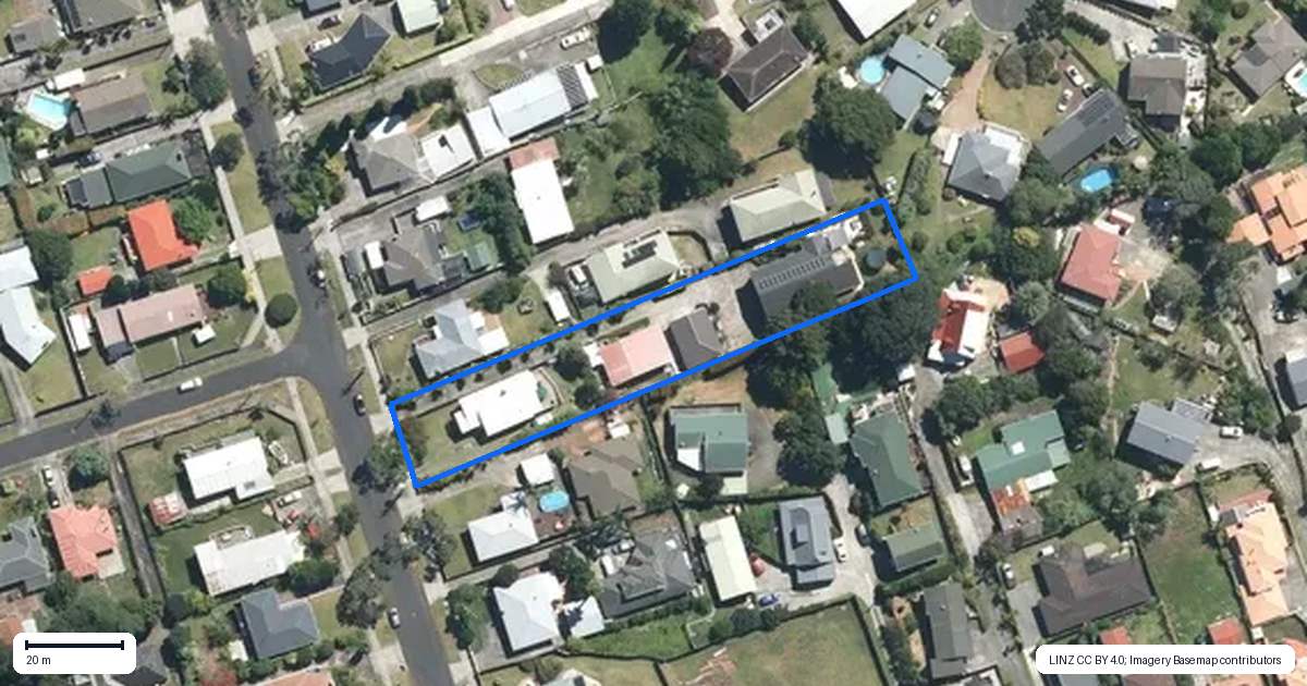 Property context map for 28 Connell Street, Blockhouse Bay, Auckland