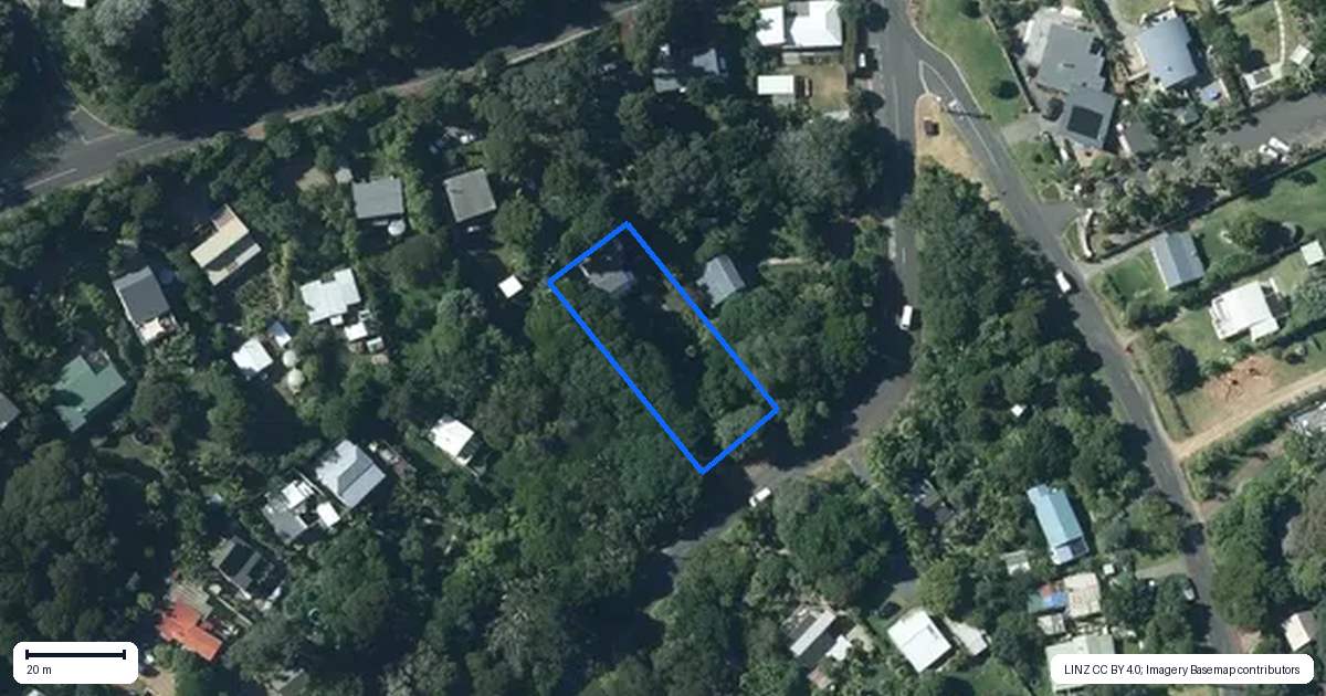 Property context map for 3 Te Toki Road, Ostend, Waiheke Island