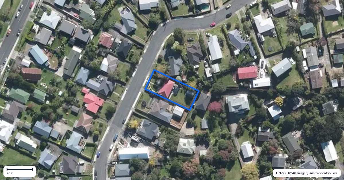 Property context map for 11 Japonica Drive, Beach Haven, Auckland
