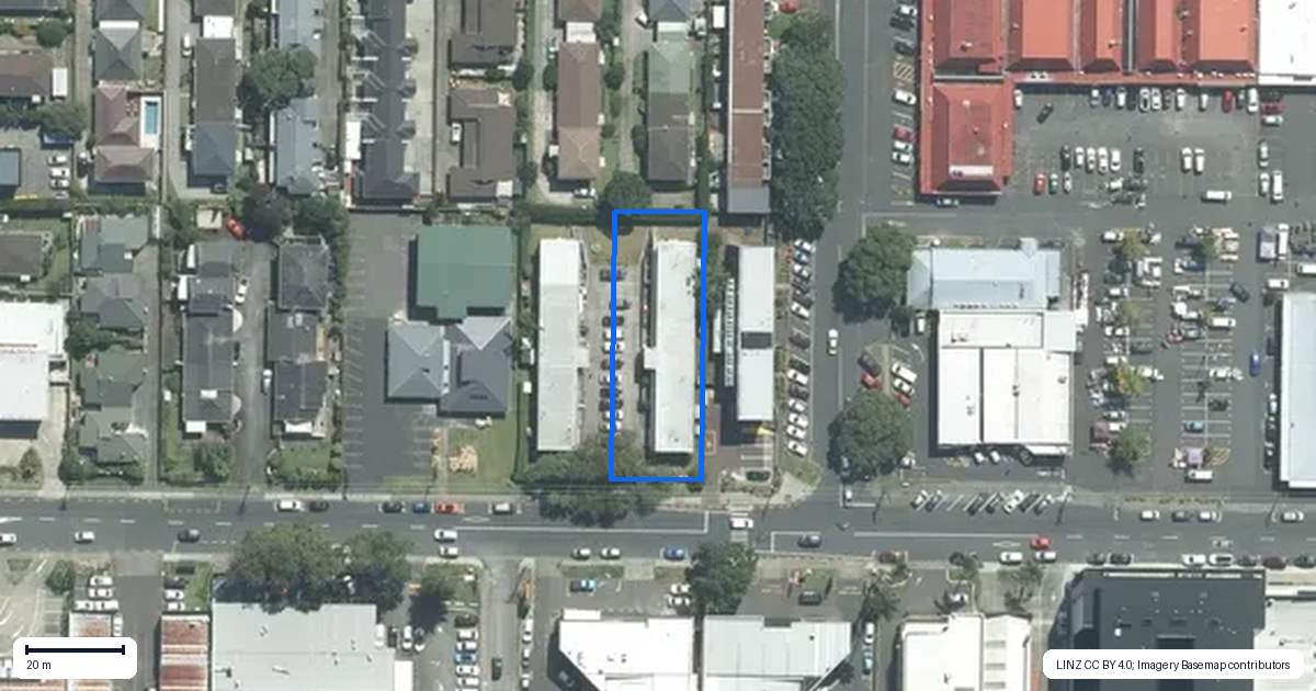 Property context map for 8/41 Anzac Road, Browns Bay, Auckland