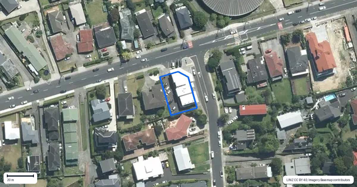 Property context map for 1 Lydia Avenue, Northcote, Auckland