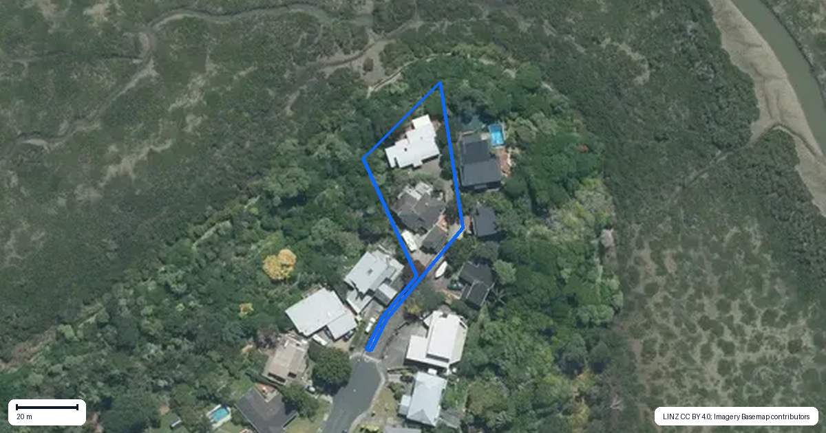 Property context map for 34A McBreen Avenue, Northcote, Auckland