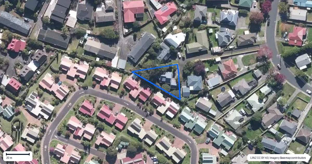 Property context map for 2/16 Duncan Avenue, Te Atatu South, Auckland