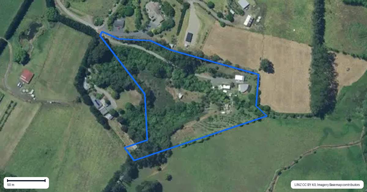 Property context map for 121B Waimate North Road, Kerikeri