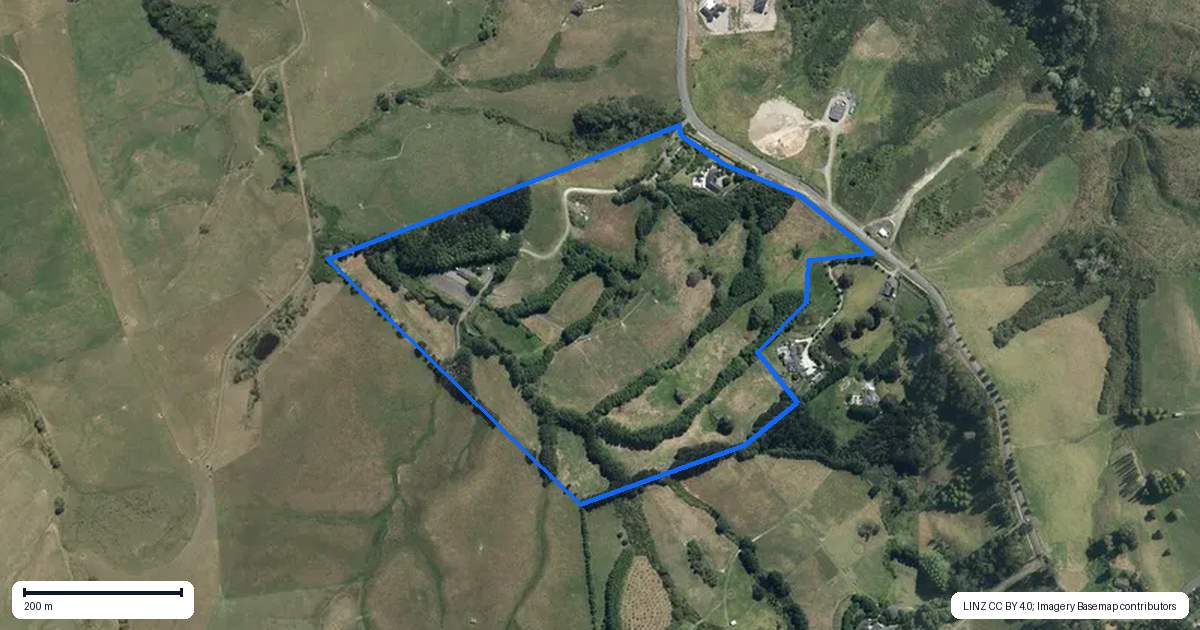 Property context map for 375 Whitehills Road, Waitoki