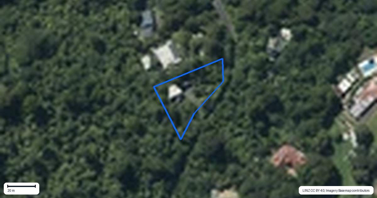 Property context map for 10 Turanga Road, Henderson Valley, Auckland