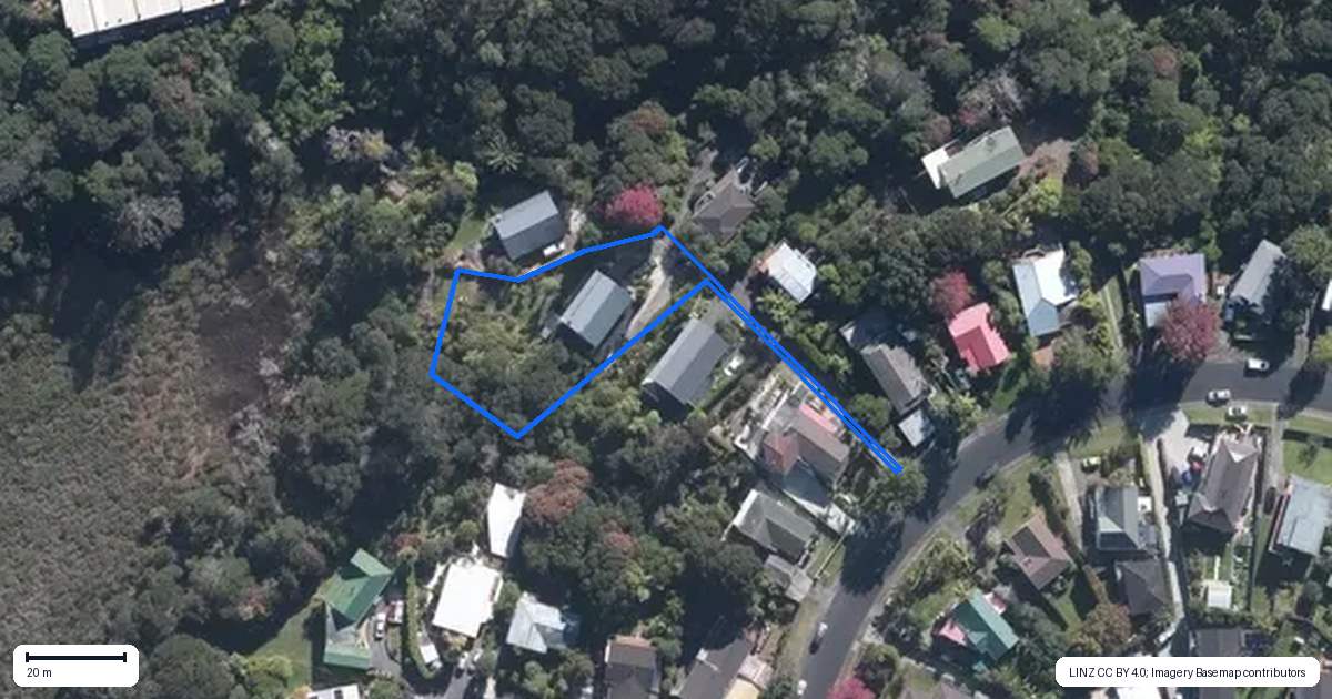 Property context map for 61 Pemberton Avenue, Bayview, Auckland