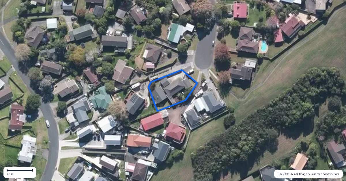 Property context map for 27 Pahi Place, West Harbour, Auckland