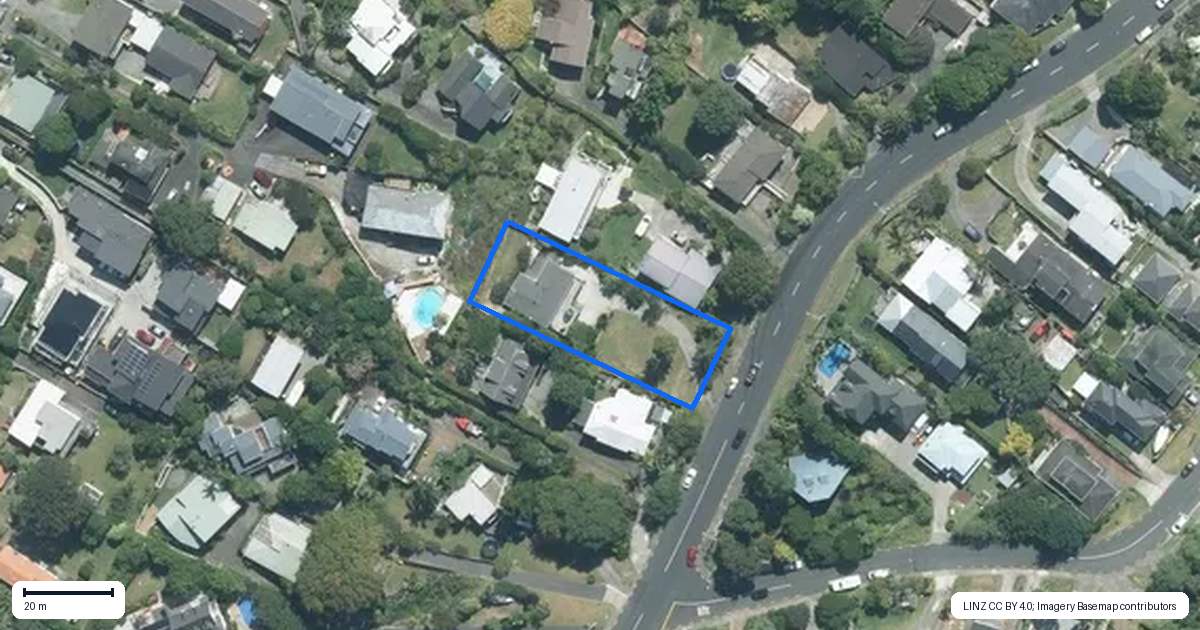 Property context map for 966 Beach Road, Torbay, Auckland