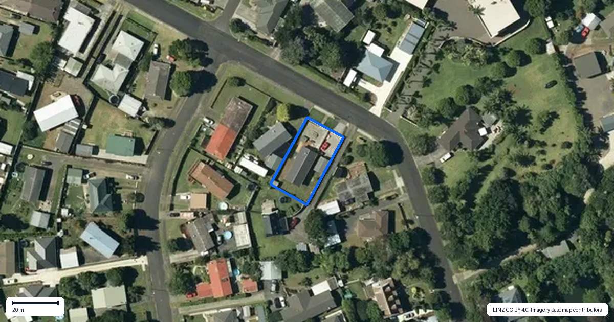 Property context map for 14 Kowhai Street, Tuakau