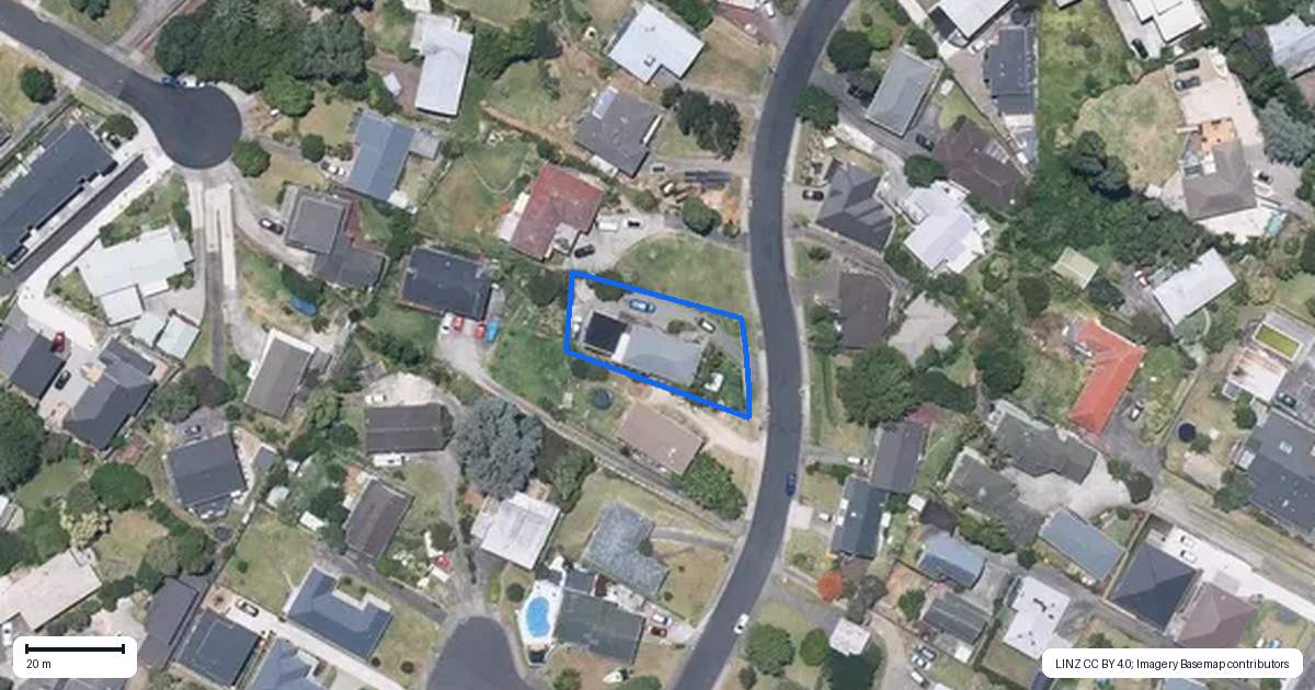 Property context map for 51 O'Halloran Road, Howick, Auckland