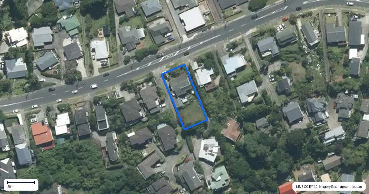 Property context map for 86 Carlisle Road, Browns Bay, Auckland