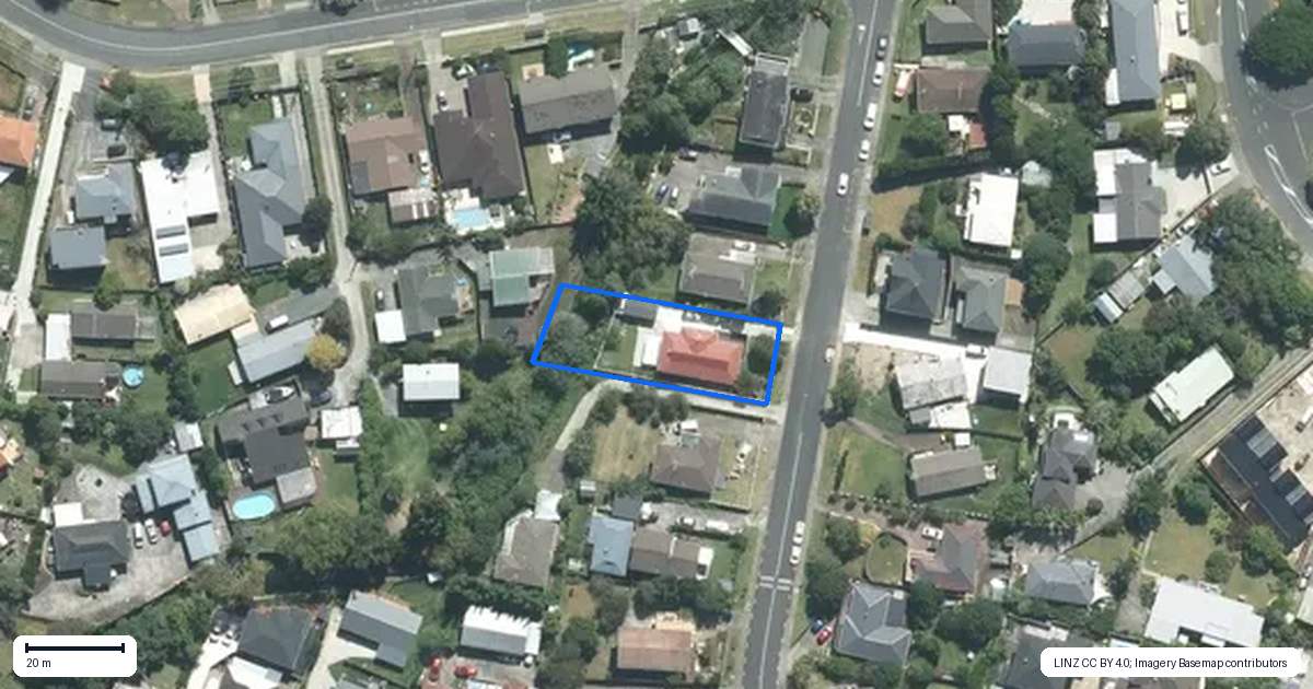 Property context map for 95 Awaruku Road, Torbay, Auckland