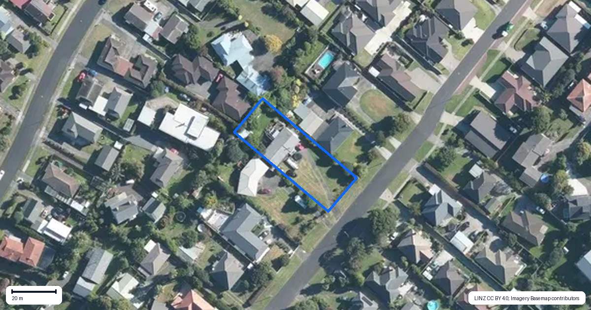 Property context map for 12 Owens Road, Waiuku