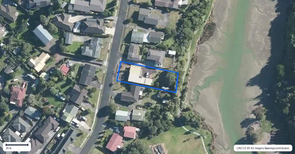 Property context map for 10 Meachen Terrace, Waiuku