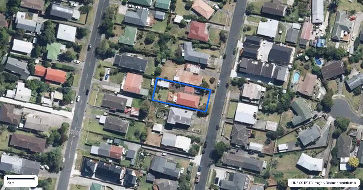 Property context map for 17 Pooley Street, Pakuranga Heights, Auckland