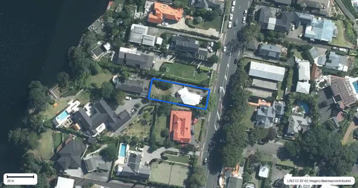 Property context map for 292 Hurstmere Road, Takapuna, Auckland