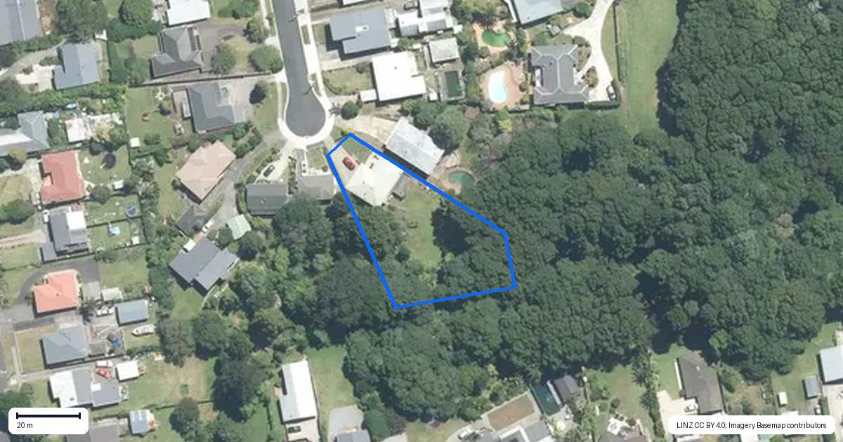 Property context map for 18 Matatea Avenue, Pukekohe