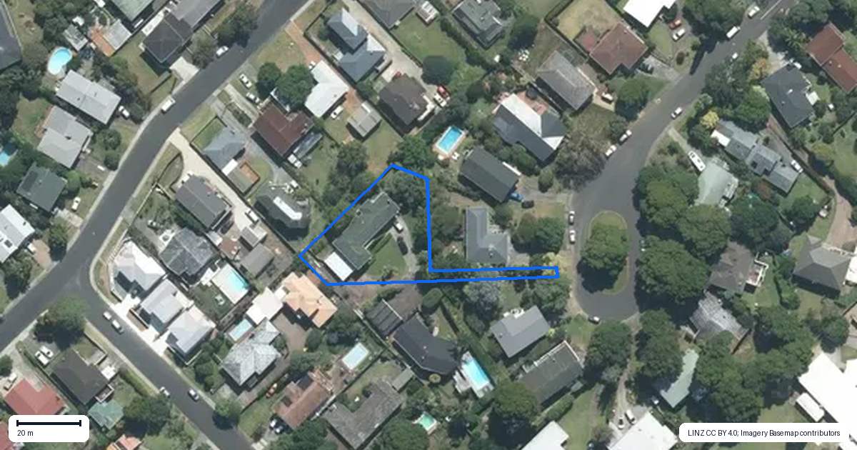 Property context map for 15 Tudward Glade, Hillcrest, Auckland