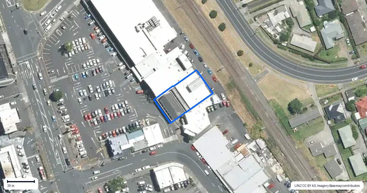 Property context map for 98 Great South Road, Papakura