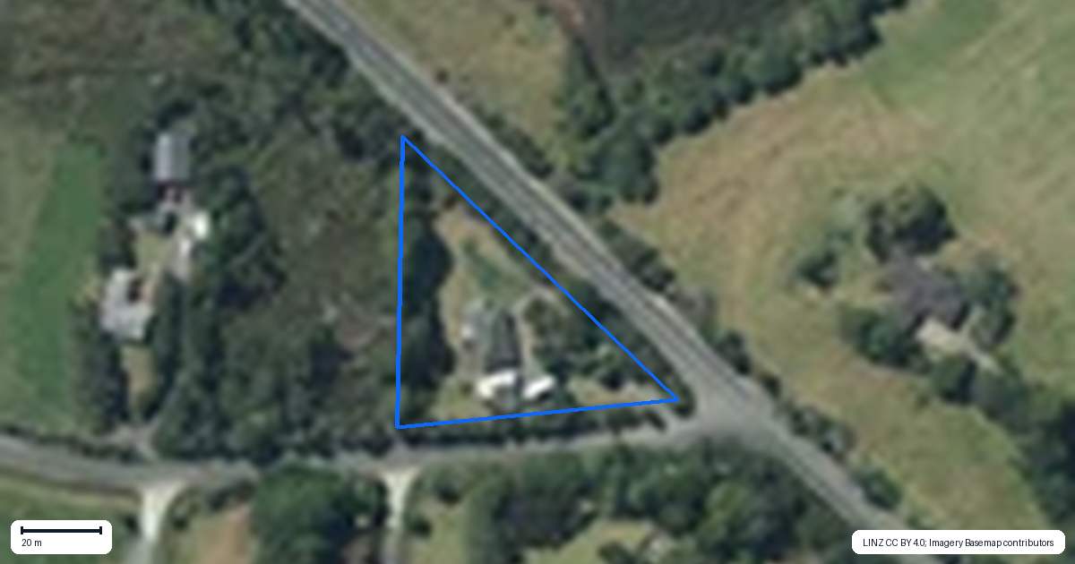 Property context map for 2 Slater Road, South Head