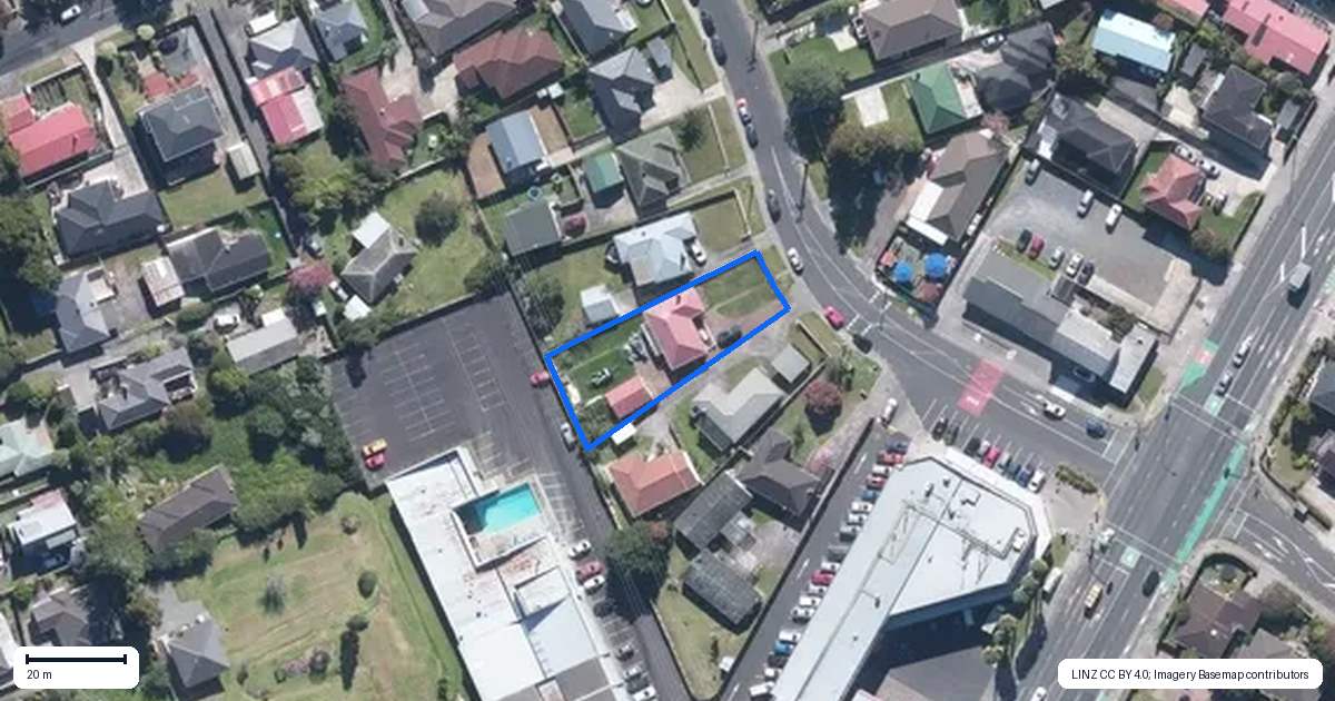 Property context map for 6 Vera Road, Te Atatu South, Auckland