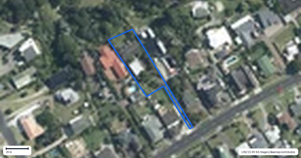Property context map for 18 Craig Road, Maraetai, Auckland